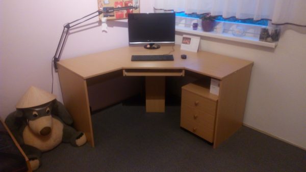 náhled Dětský/studentský nábytek včetně válendy s úložným prostorem a PC stolem